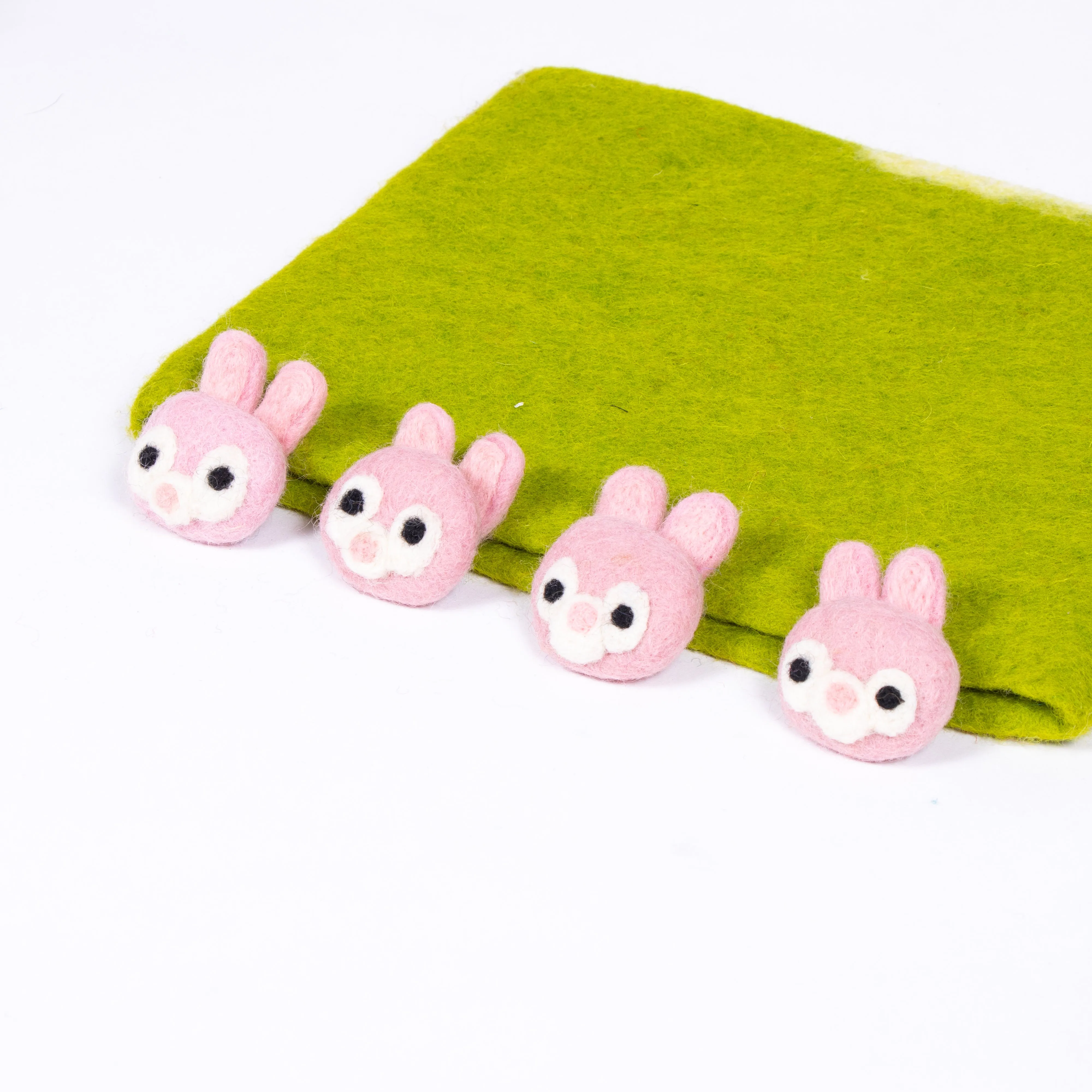 Animal head pink felt brooches