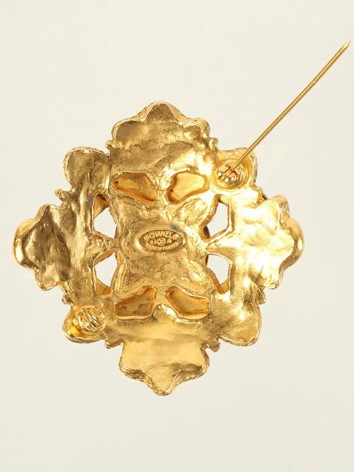CHANEL 1994 Made Gripoix Design Cutout Cc Mark Brooch Gold/Red/Green