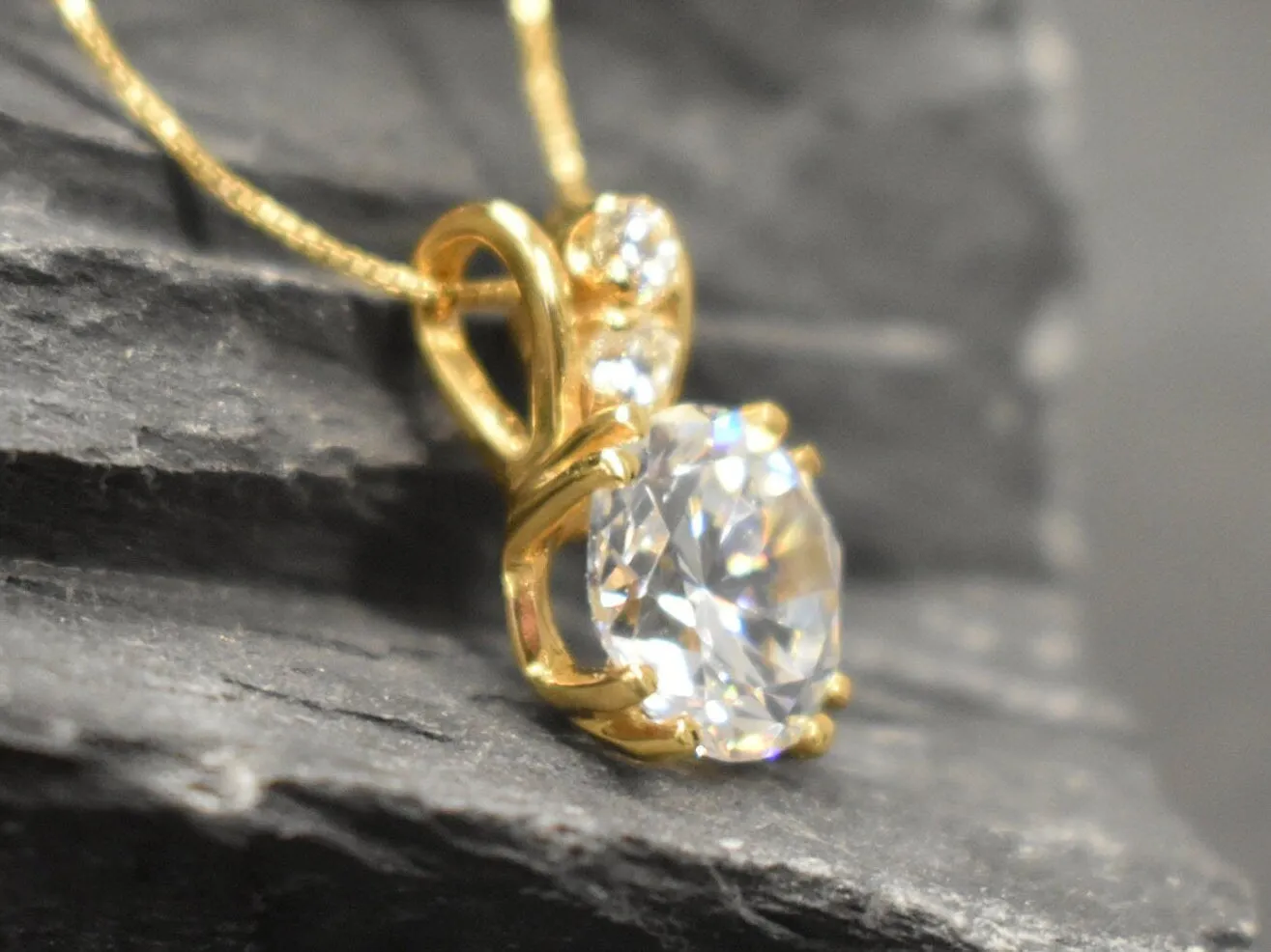 Created Diamond Gold Pendant, Diamond Vintage Necklace, Antique Diamond Ring