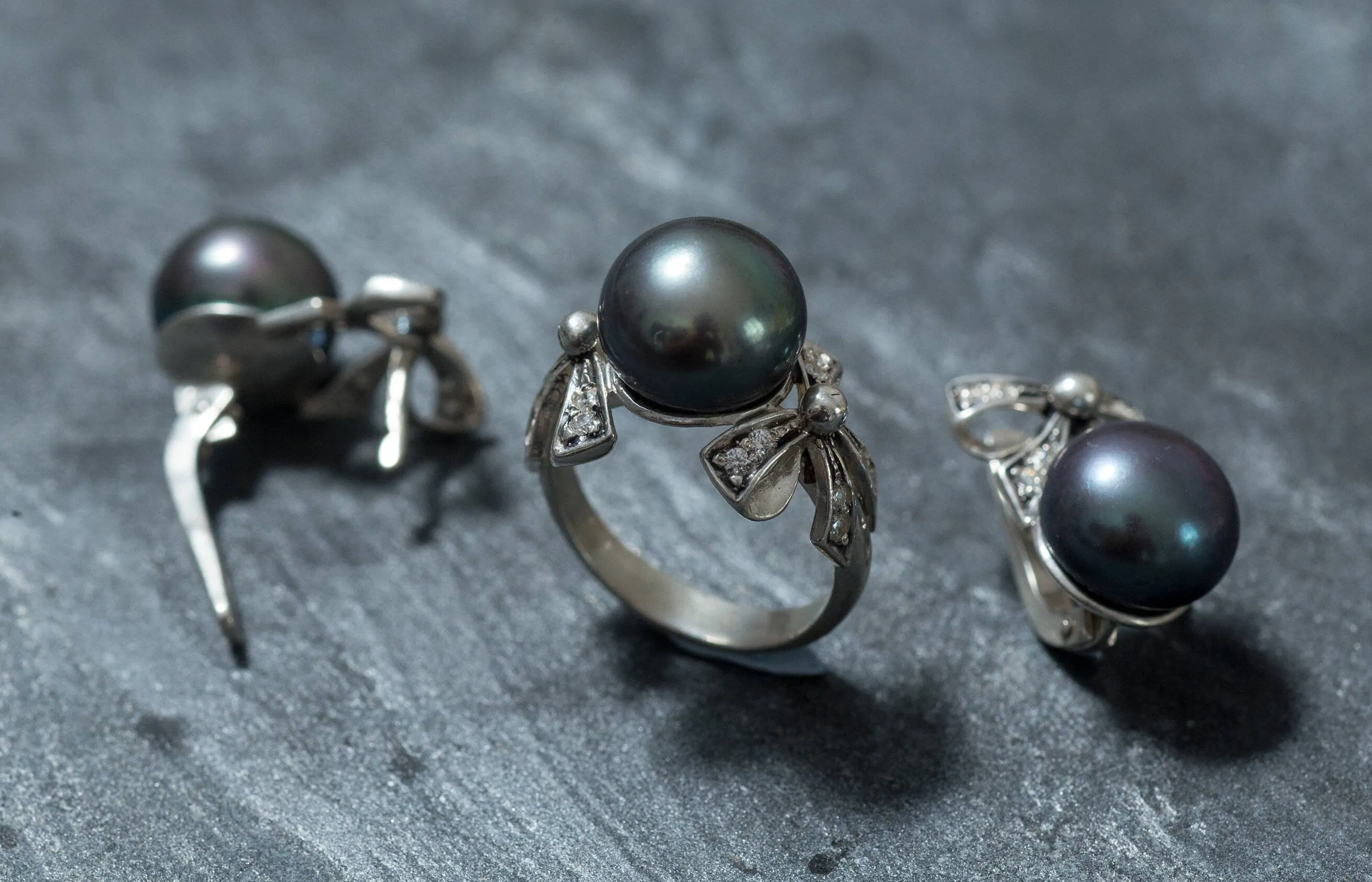 Ribbon Pearl Earrings - Black Pearl Earrings - Round Drop Earrings