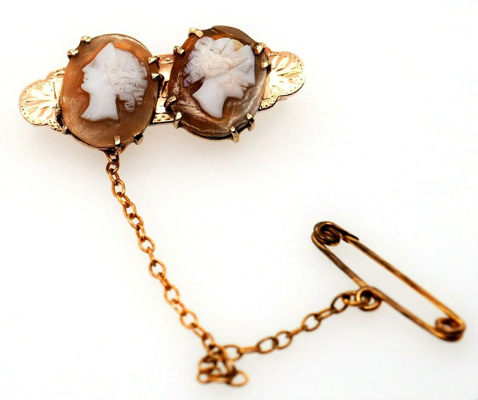 Vintage 9ct Yellow Gold Double Shell Cameo Brooch