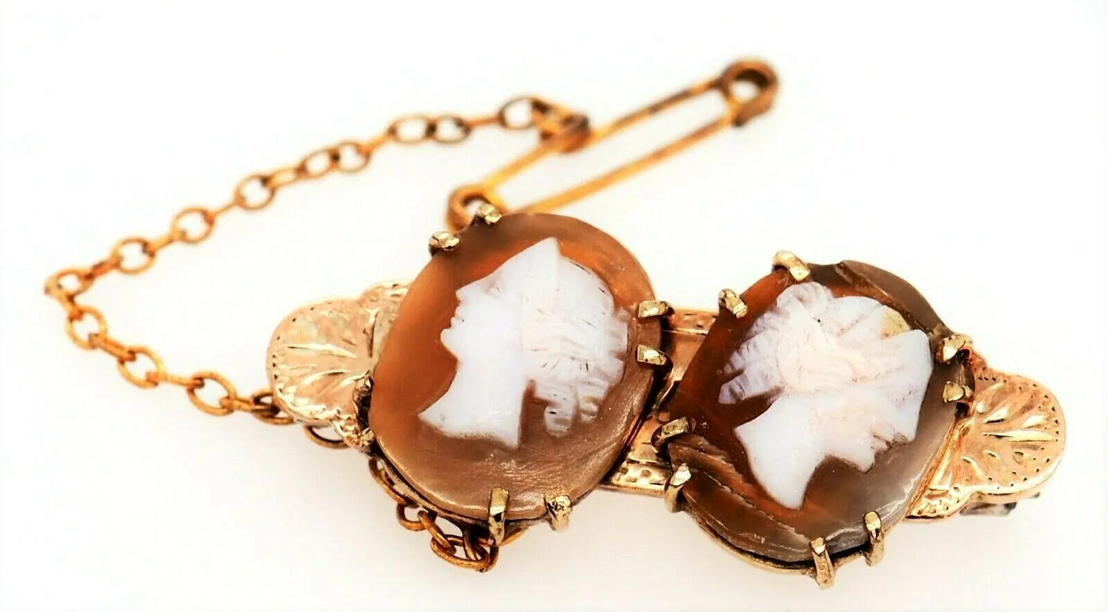 Vintage 9ct Yellow Gold Double Shell Cameo Brooch