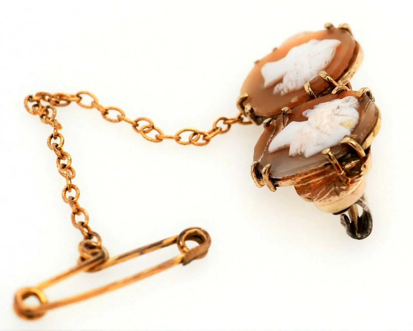 Vintage 9ct Yellow Gold Double Shell Cameo Brooch