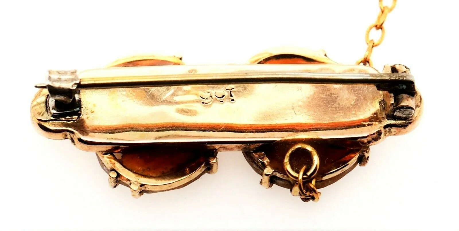 Vintage 9ct Yellow Gold Double Shell Cameo Brooch