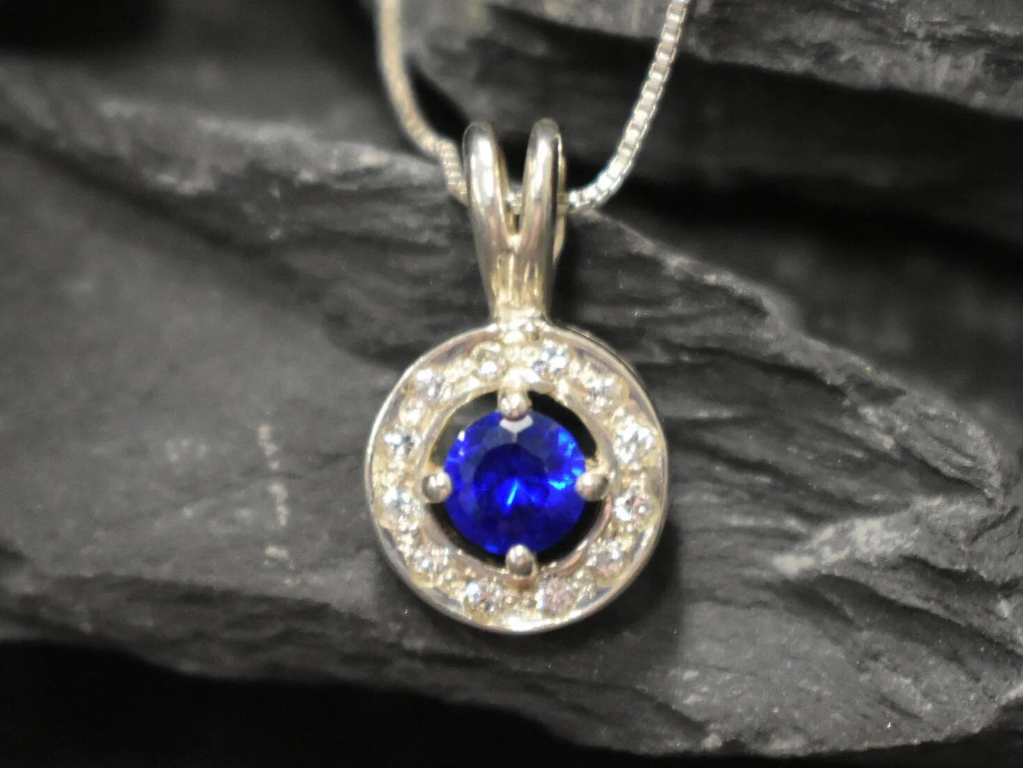 Vintage Sapphire Pendant - Round Sapphire Necklace - Blue Halo Necklace